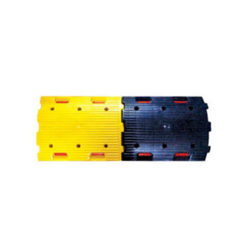 L-07 Reflective Road Safety Rubber Humps Speed Breaker (Price / Meter)